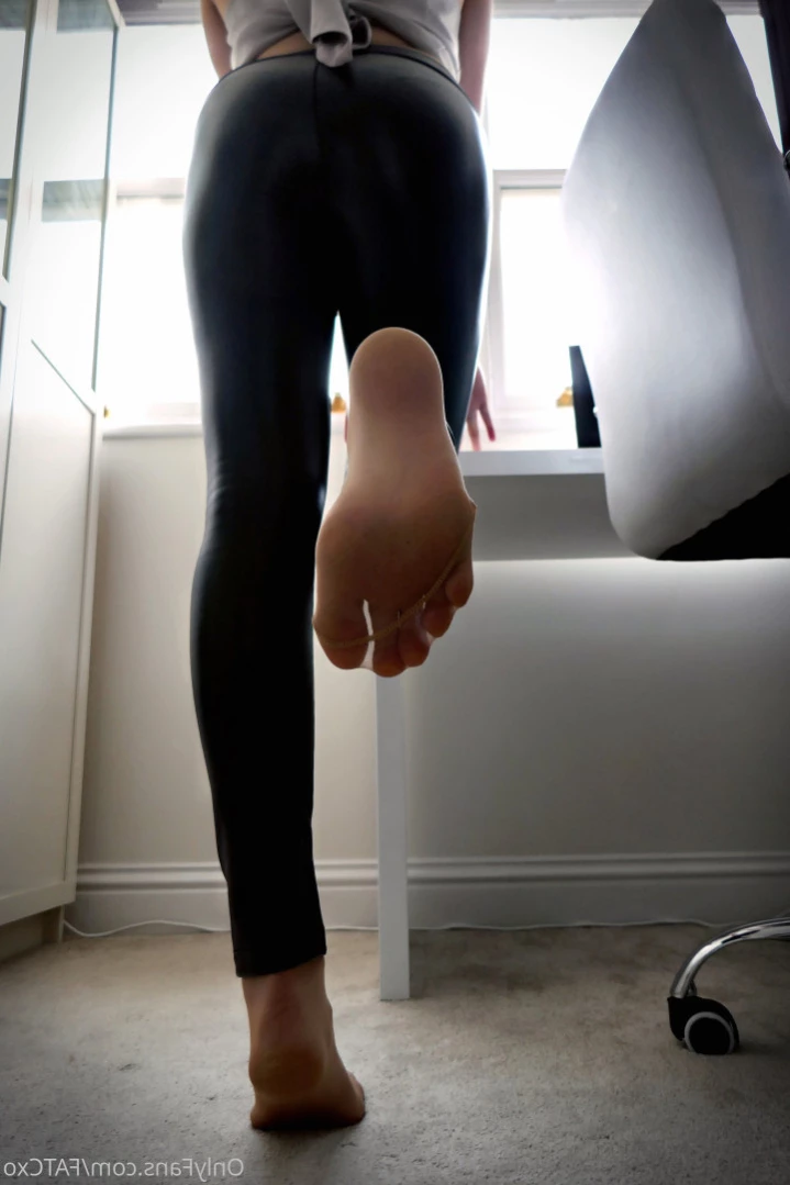annabel_xo_ [ the_legs_next_door ] Onlyfans leaked photo 11477298 on Hotleaks.tv