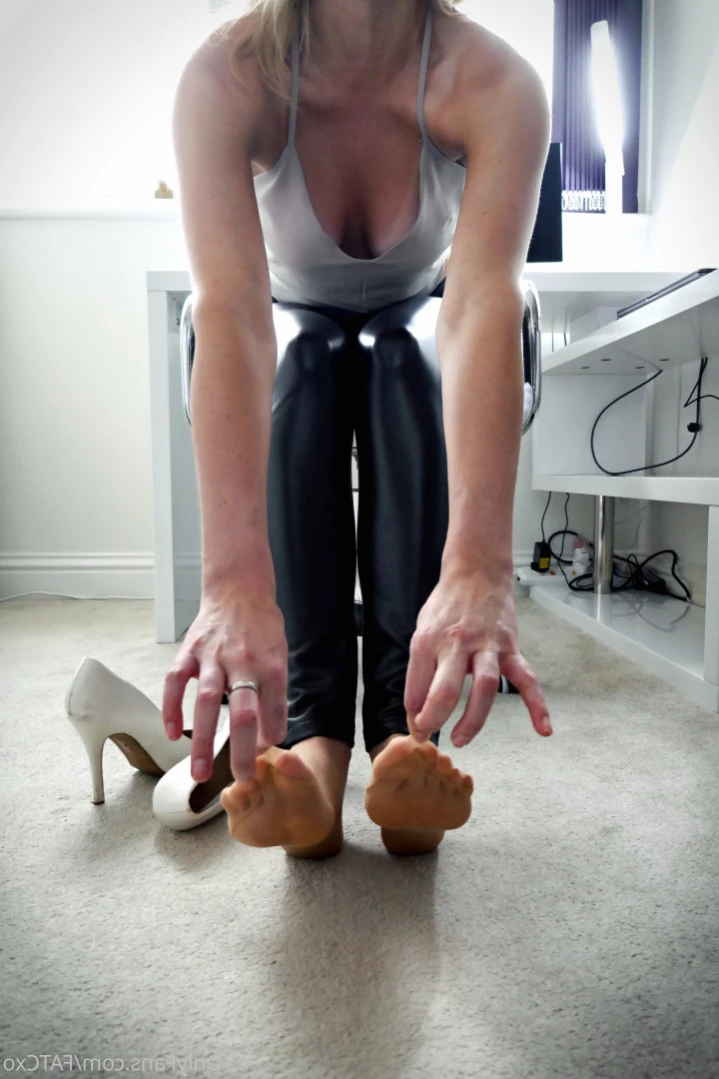 annabel_xo_ [ the_legs_next_door ] Onlyfans leaked photo 11478359 on Hotleaks.tv