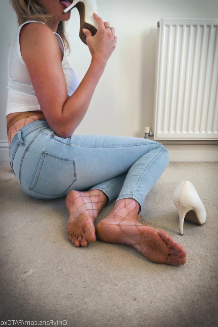 annabel_xo_ [ the_legs_next_door ] Onlyfans leaked photo 11479945 on Hotleaks.tv