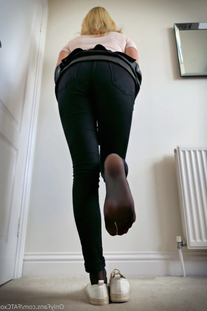 annabel_xo_ [ the_legs_next_door ] Onlyfans leaked photo 11495597 on Hotleaks.tv