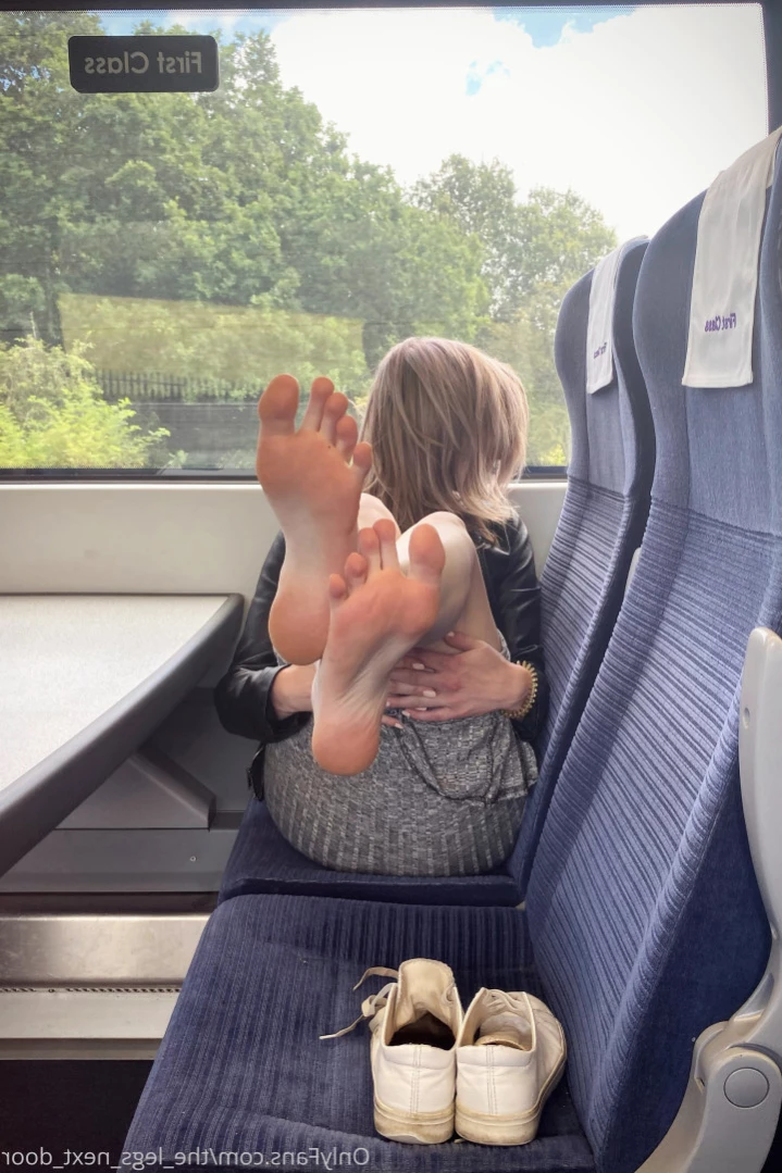 annabel_xo_ [ the_legs_next_door ] Onlyfans leaked photo 11817696 on Hotleaks.tv