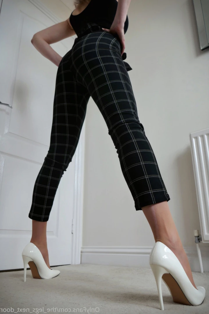 annabel_xo_ [ the_legs_next_door ] Onlyfans leaked photo 12575810 on Hotleaks.tv