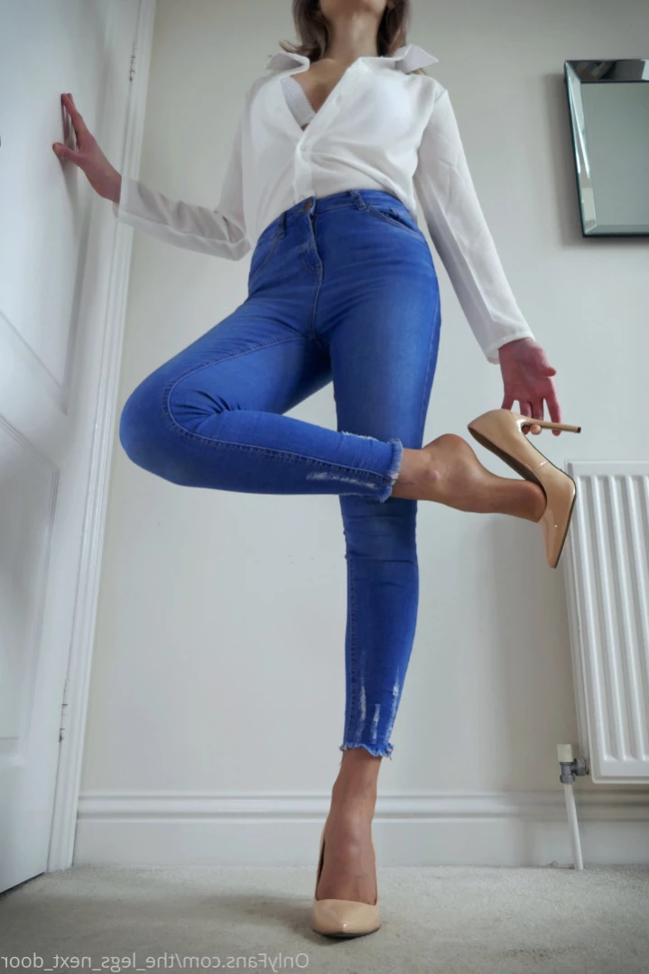 annabel_xo_ [ the_legs_next_door ] Onlyfans leaked photo 12685146 on Hotleaks.tv