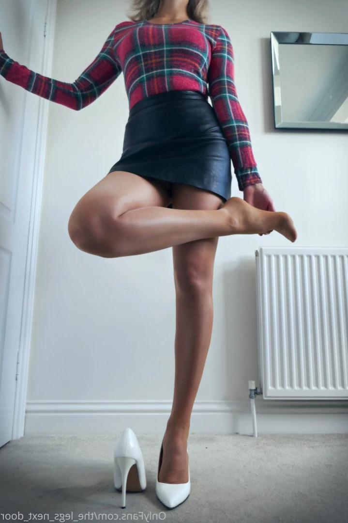 annabel_xo_ [ the_legs_next_door ] Onlyfans leaked photo 13134412 on Hotleaks.tv
