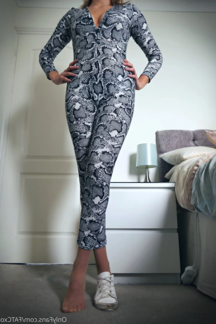 annabel_xo_ [ the_legs_next_door ] Onlyfans leaked photo 13546801 on Hotleaks.tv