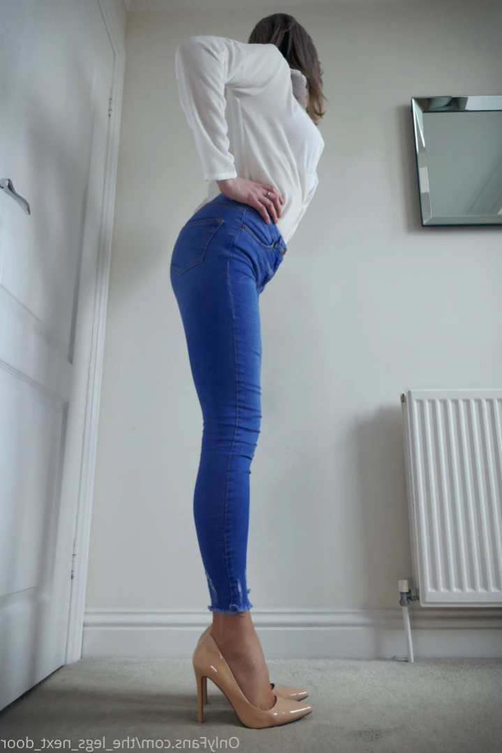 annabel_xo_ [ the_legs_next_door ] Onlyfans leaked photo 14278397 on Hotleaks.tv