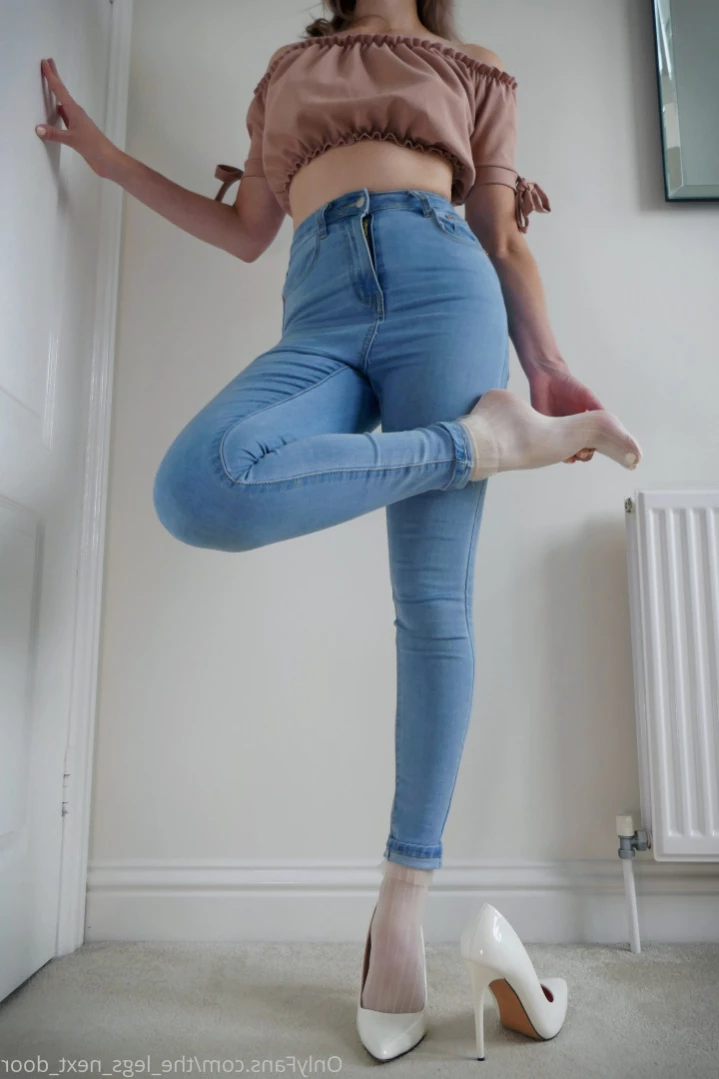 annabel_xo_ [ the_legs_next_door ] Onlyfans leaked photo 15098367 on Hotleaks.tv
