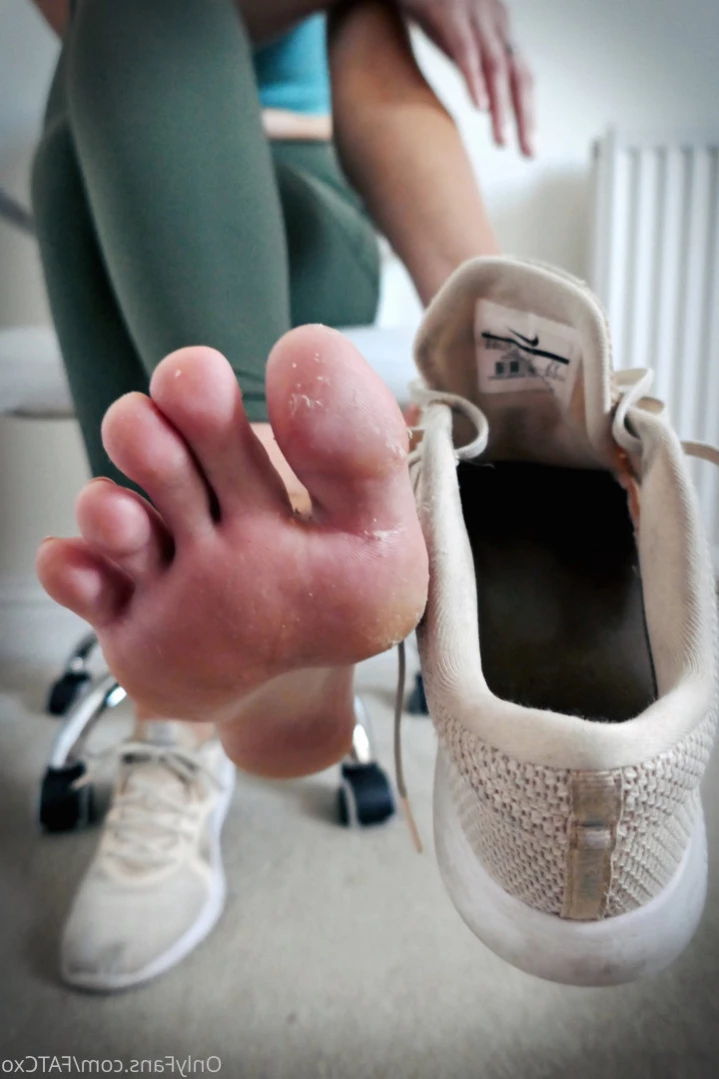 annabel_xo_ [ the_legs_next_door ] Onlyfans leaked photo 16334614 on Hotleaks.tv