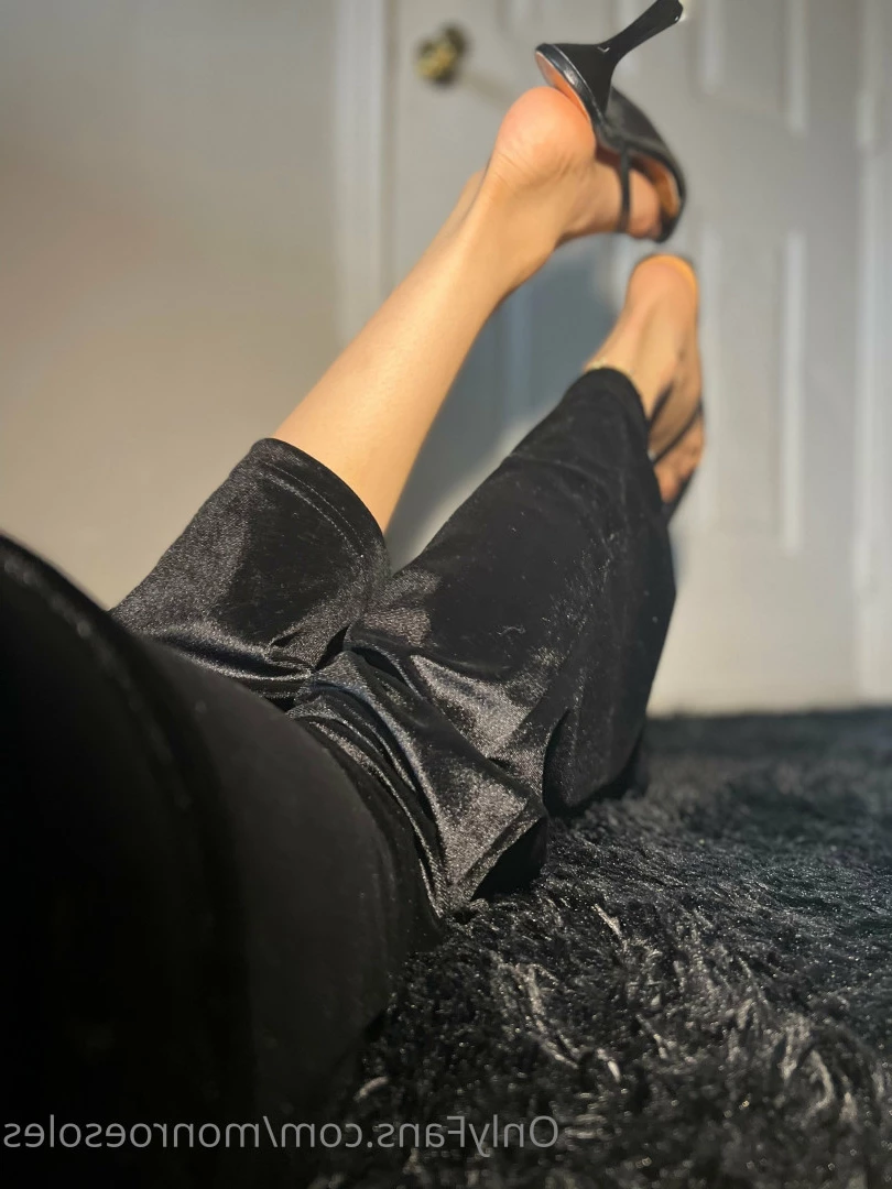 Goddess Monroe 💋 [ theemsmonroe ] Onlyfans leaked photo 8205672 on Hotleaks.tv