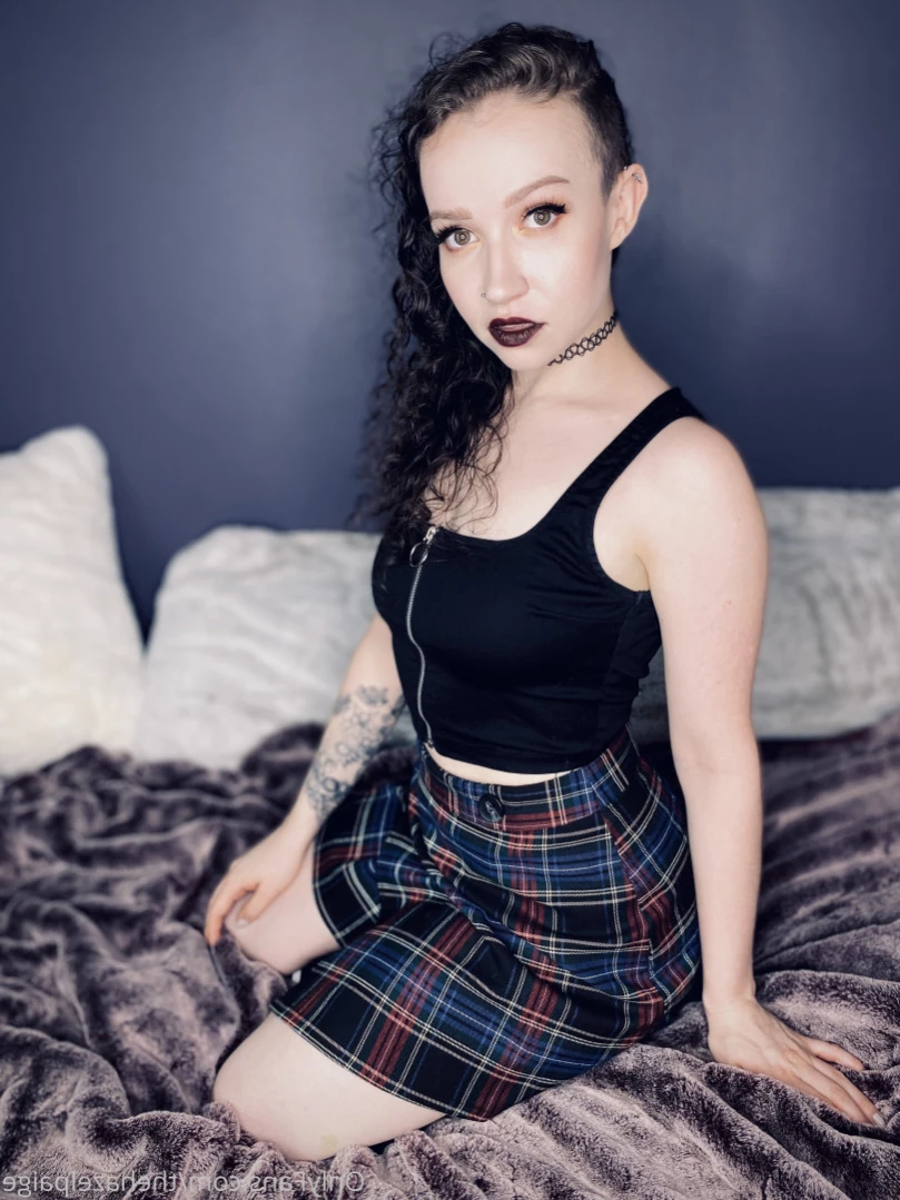 Hazel Paige [ thehazelpaige ] Onlyfans leaked photo 11401526 on Hotleaks.tv