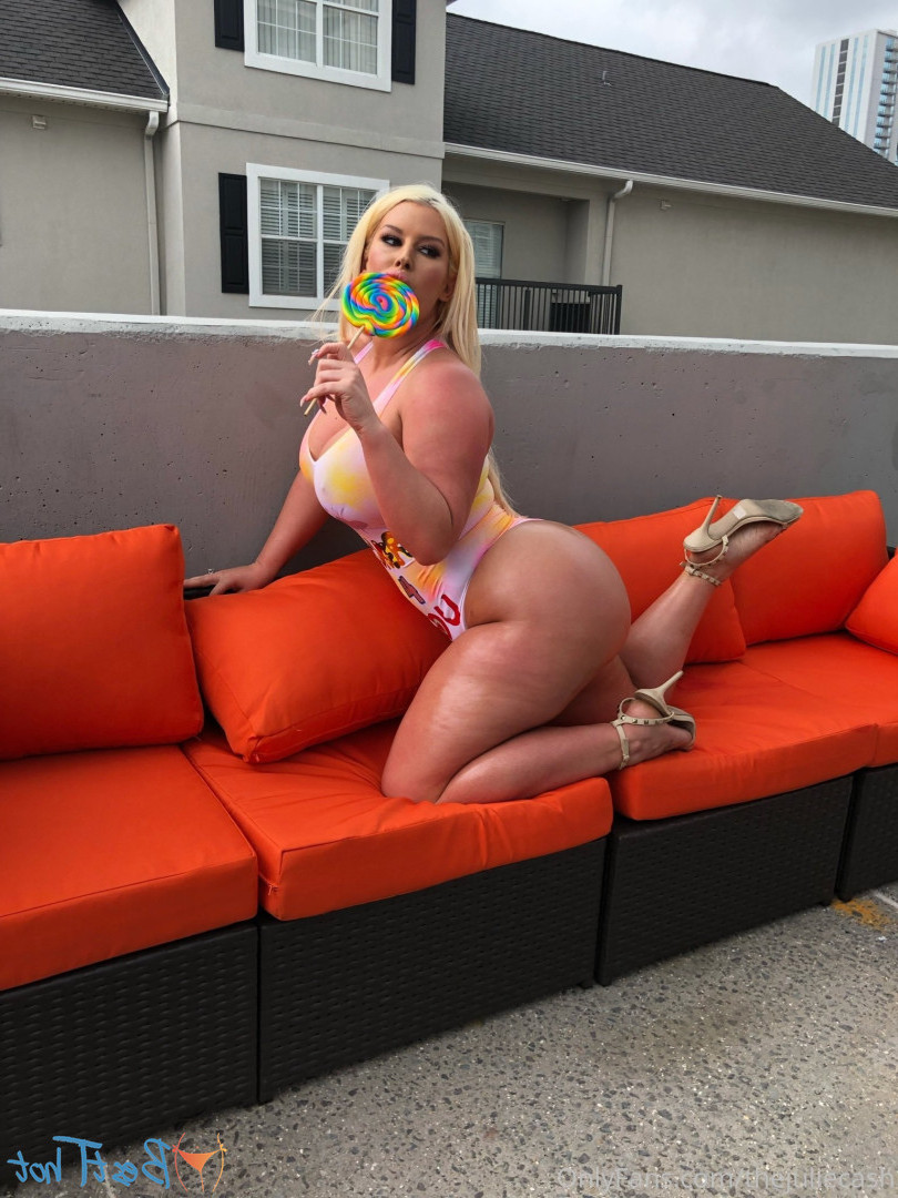 Julie Cash [ thejuliecash ] Onlyfans leaked photo 17164124 on Hotleaks.tv