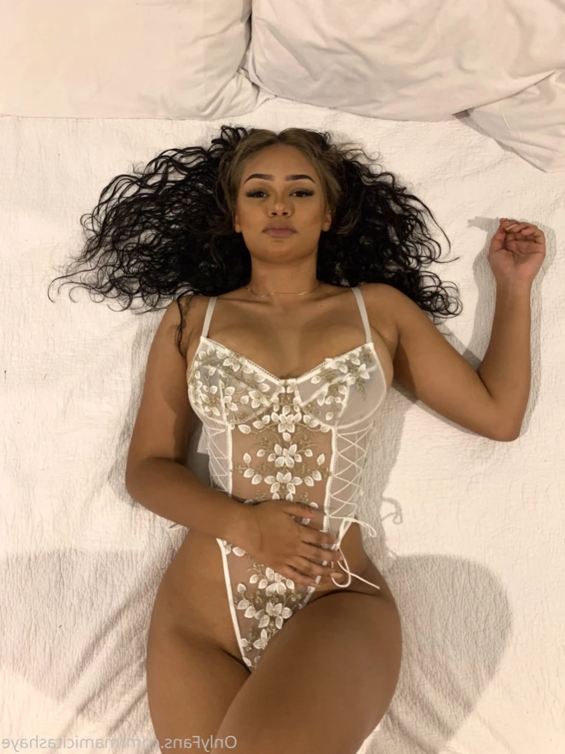 Lerishaye [ thelerishaye ] Onlyfans leaked photo 11398554 on Hotleaks.tv