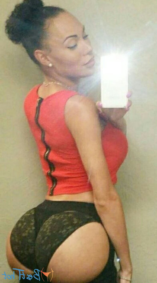 Mia Isabella [ themiaisabella ] Onlyfans leaked photo 17014274 on Hotleaks.tv