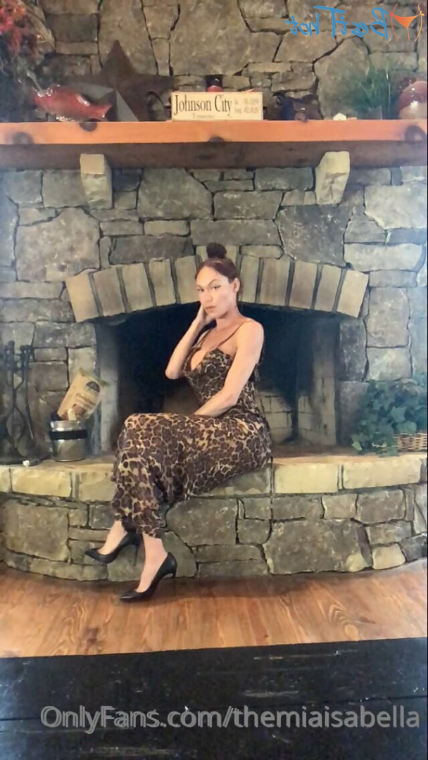 Mia Isabella [ themiaisabella ] Onlyfans leaked photo 17014399 on Hotleaks.tv