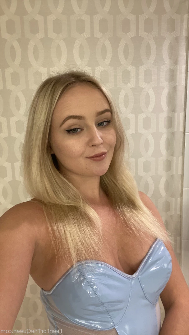 Natalia Queen ♚ TOP 0.1% [ thenataliaqueen ] Onlyfans leaked photo 8116620 on Hotleaks.tv