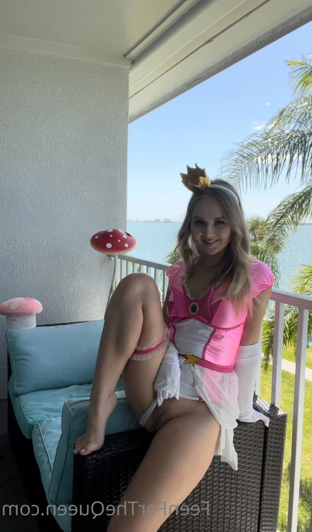 Natalia Queen ♚ TOP 0.1% [ thenataliaqueen ] Onlyfans leaked photo 8117882 on Hotleaks.tv