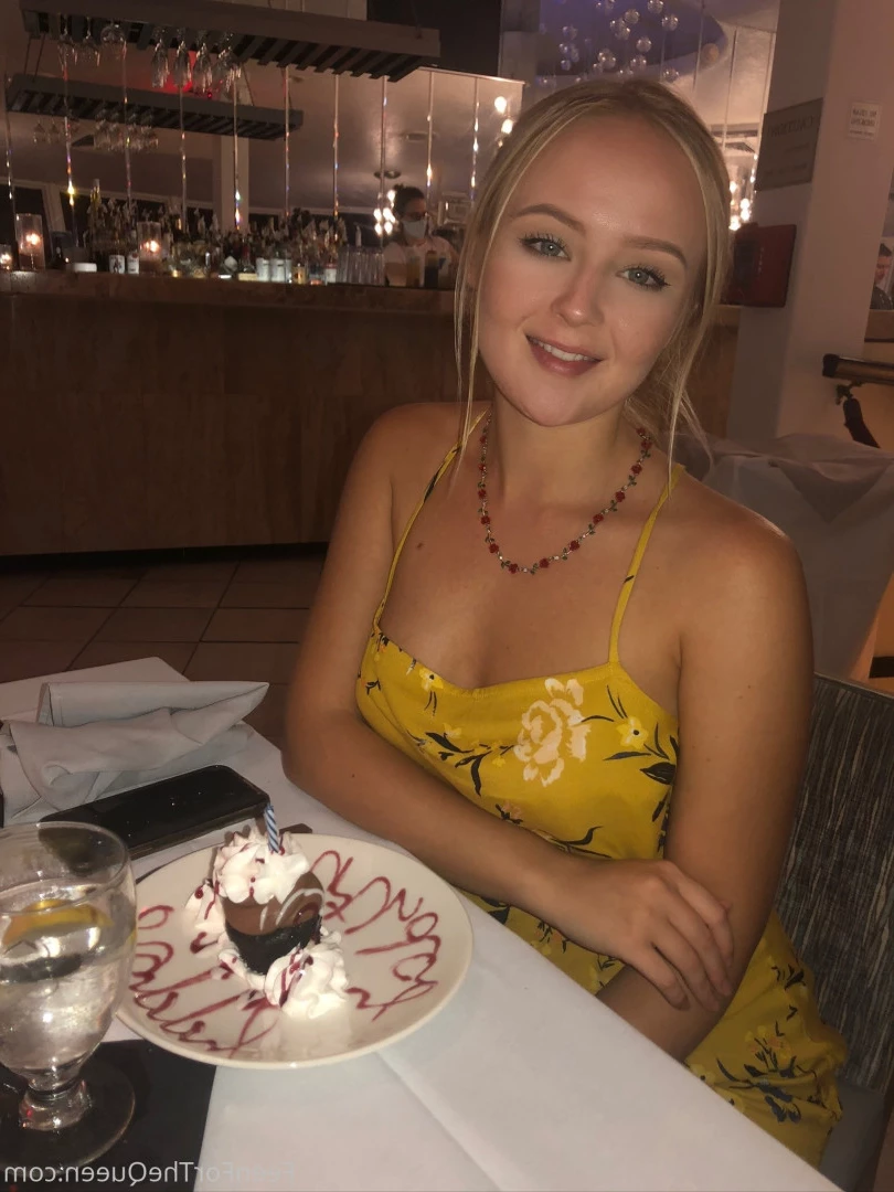 Natalia Queen ♚ TOP 0.1% [ thenataliaqueen ] Onlyfans leaked photo 8125560 on Hotleaks.tv