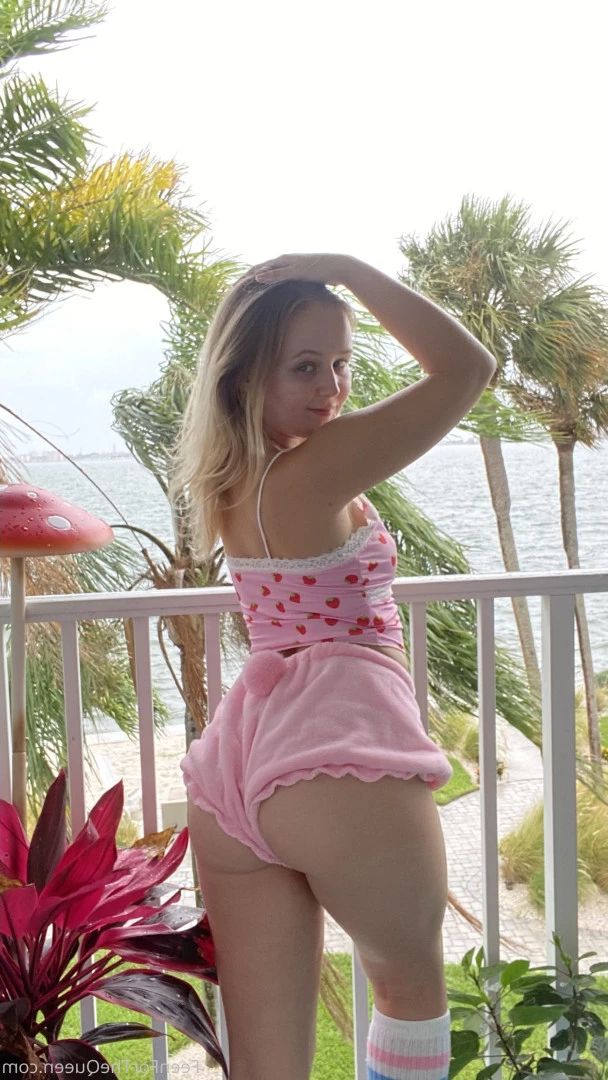 Natalia Queen ♚ TOP 0.1% [ thenataliaqueen ] Onlyfans leaked photo 8129461 on Hotleaks.tv