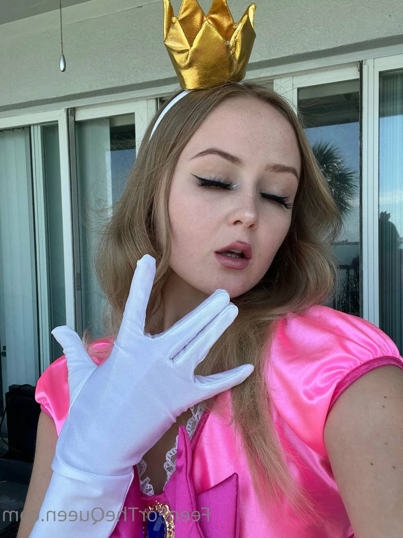 Natalia Queen ♚ TOP 0.1% [ thenataliaqueen ] Onlyfans leaked photo 8134101 on Hotleaks.tv