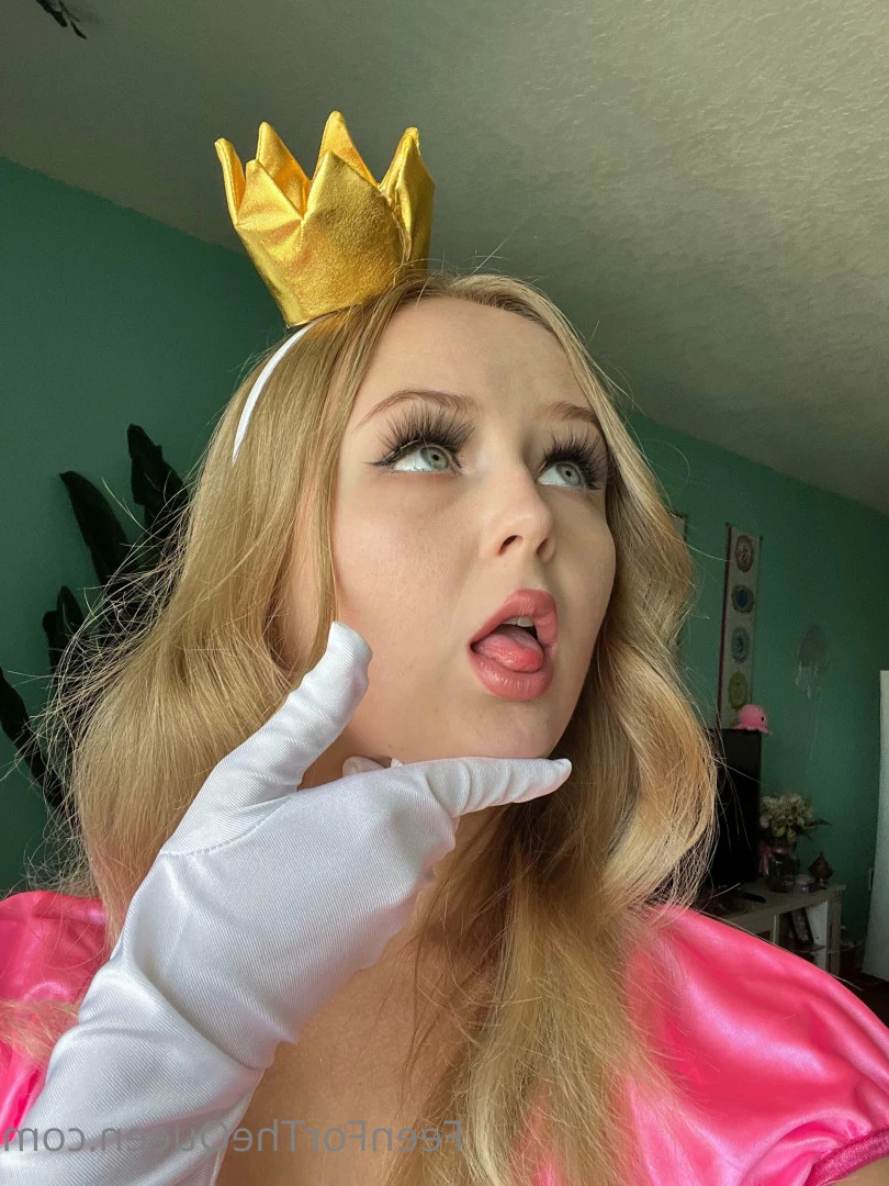 Natalia Queen ♚ TOP 0.1% [ thenataliaqueen ] Onlyfans leaked photo 8139148 on Hotleaks.tv