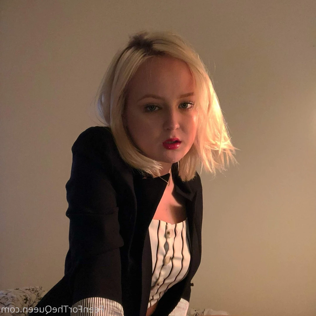 Natalia Queen ♚ TOP 0.1% [ thenataliaqueen ] Onlyfans leaked photo 8143716 on Hotleaks.tv