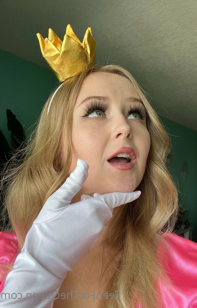 Natalia Queen ♚ TOP 0.1% [ thenataliaqueen ] Onlyfans leaked photo 8154944 on Hotleaks.tv