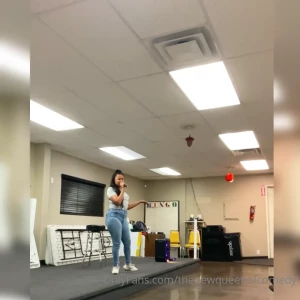 The New Queen Of Comedy [ thenewqueenofcomedy ] Onlyfans leaked video 9876504 on Hotleaks.tv