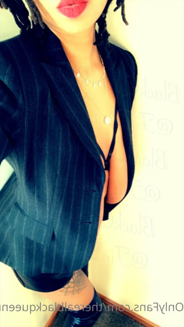 The Real Black Queen Raven [ therealblackqueenraven ] Onlyfans leaked photo 11402484 on Hotleaks.tv