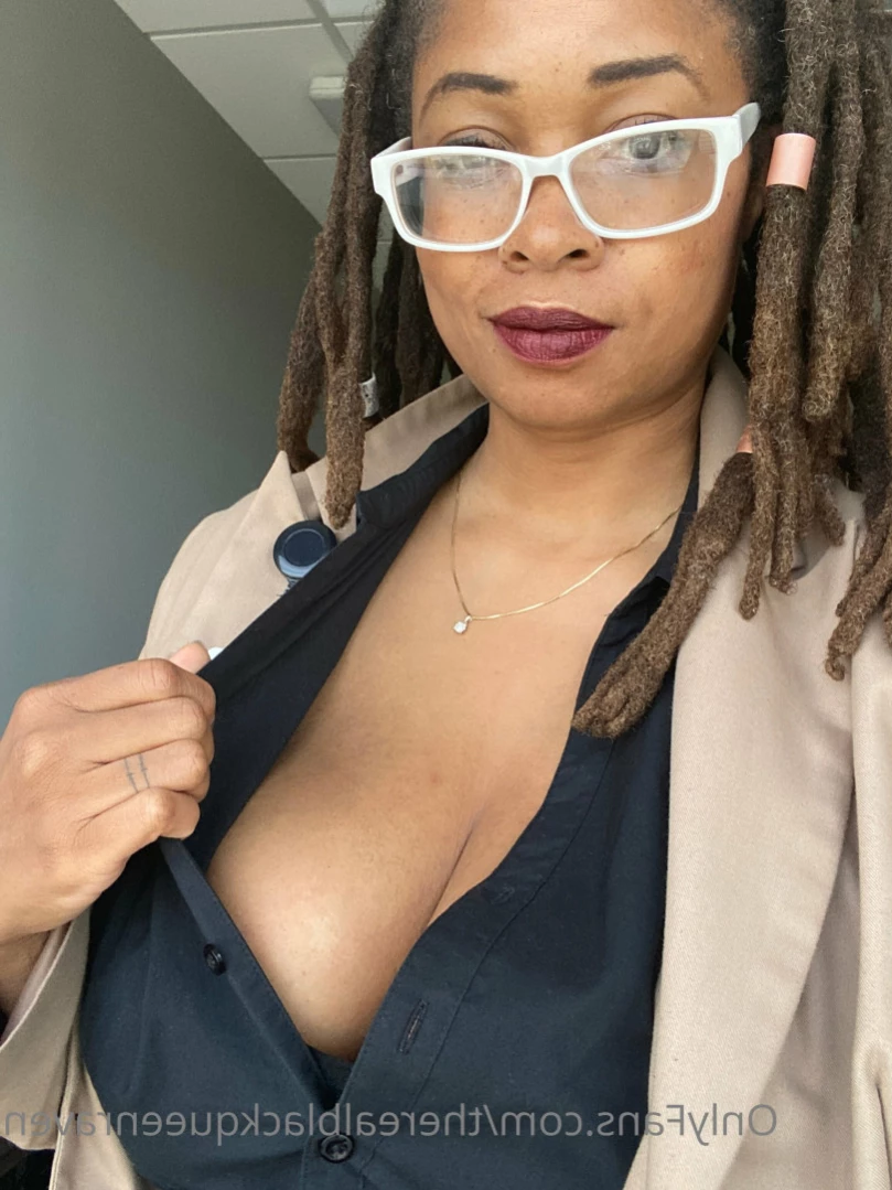 The Real Black Queen Raven [ therealblackqueenraven ] Onlyfans leaked photo 11402538 on Hotleaks.tv