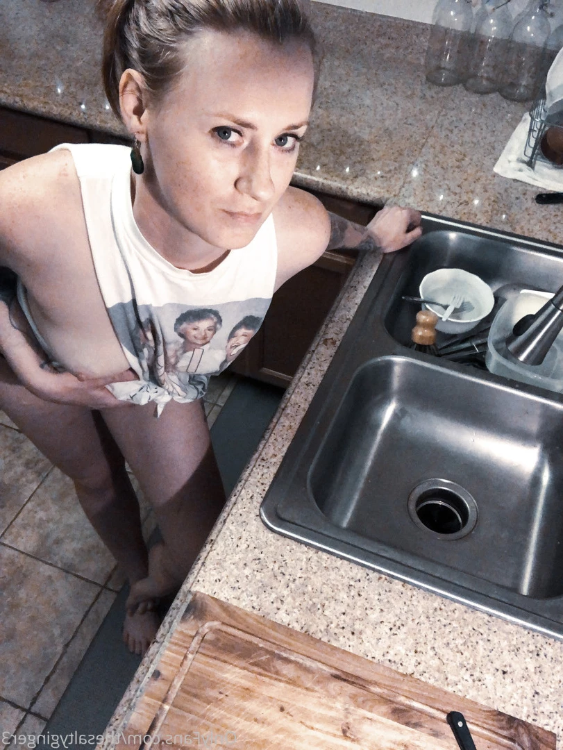 Ellie Savage [ thesaltyginger3 ] Onlyfans leaked photo 10144414 on Hotleaks.tv