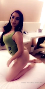 9872127