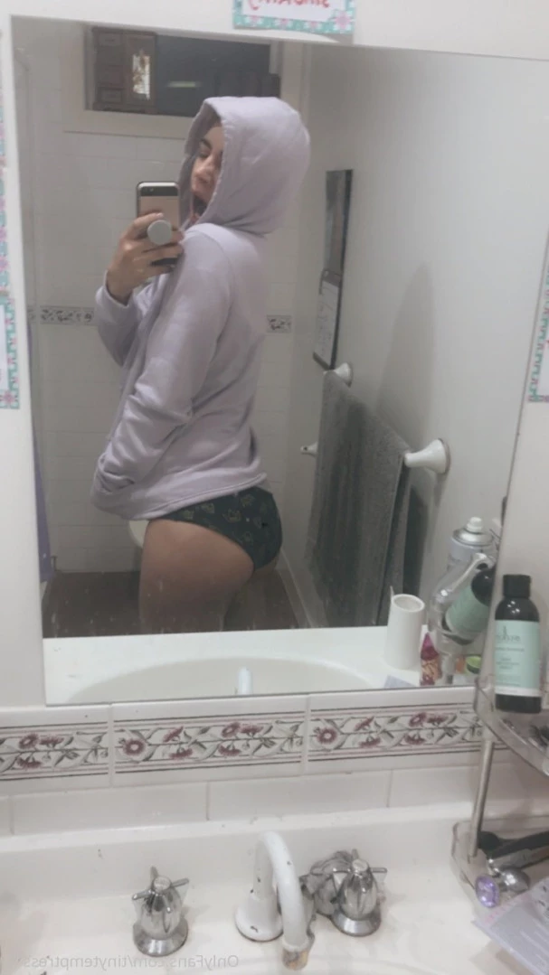 tinytemptress17 Onlyfans leaked photo 11387280 on Hotleaks.tv