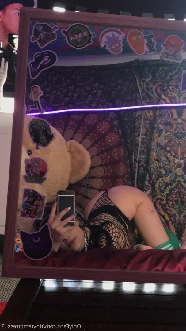 tinytemptress17 Onlyfans leaked photo 11387680 on Hotleaks.tv
