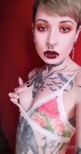 9856102