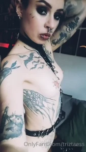 9856185