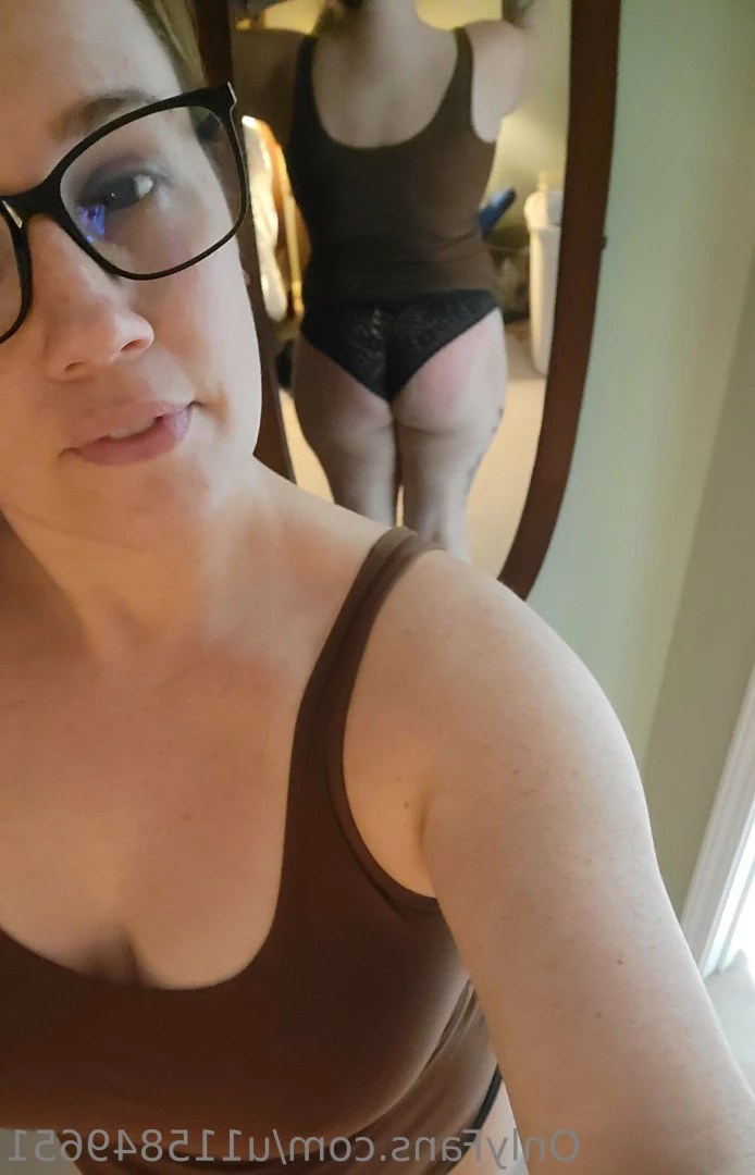 Hang with Beth [ u115849651 ] Onlyfans leaked photo 9695539 on Hotleaks.tv
