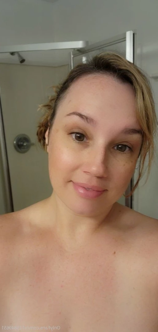 Hang with Beth [ u115849651 ] Onlyfans leaked photo 9695734 on Hotleaks.tv