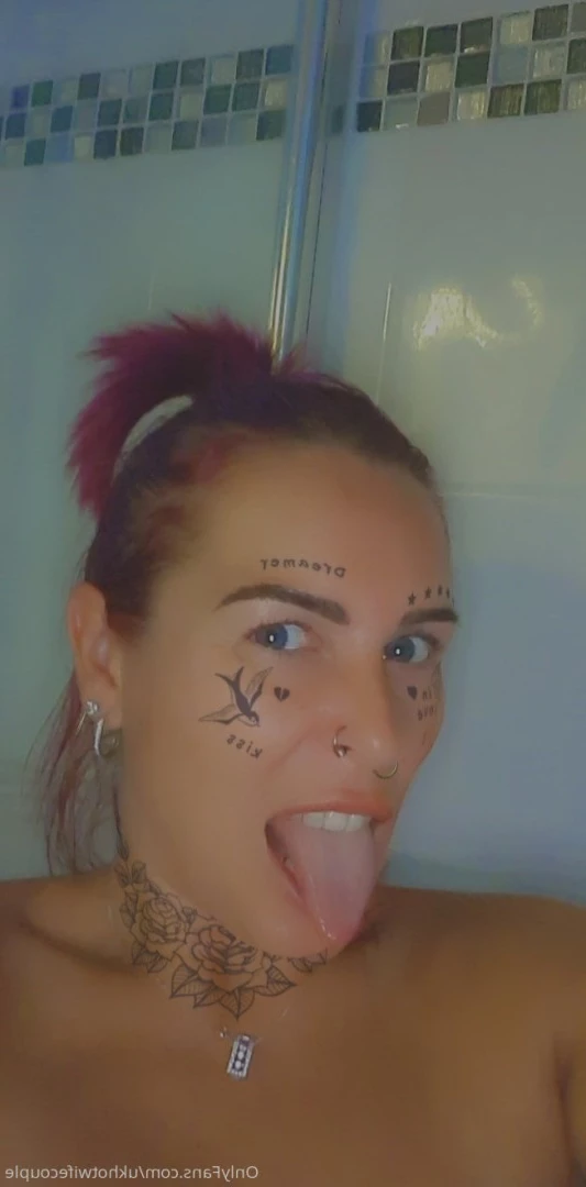 ♠️Cuckold + Hotwife♠️ [ ukhotwifecouple ] Onlyfans leaked photo 10385368 on Hotleaks.tv