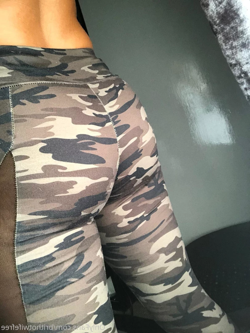 ♠️Cuckold + Hotwife♠️ [ ukhotwifecouple ] Onlyfans leaked photo 10391563 on Hotleaks.tv