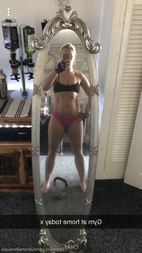 ♠️Cuckold + Hotwife♠️ [ ukhotwifecouple ] Onlyfans leaked photo 10418188 on Hotleaks.tv