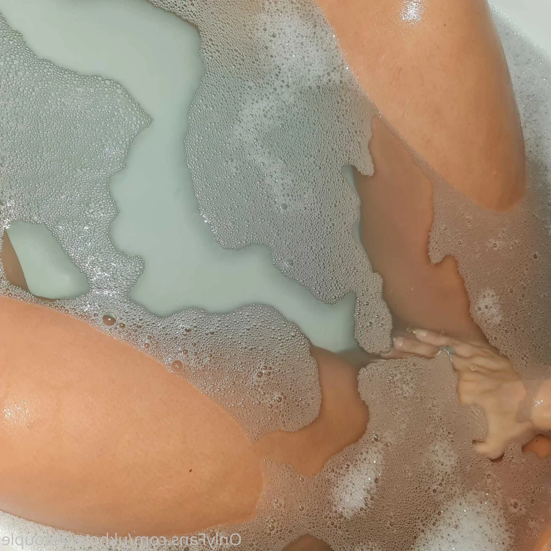 ♠️Cuckold + Hotwife♠️ [ ukhotwifecouple ] Onlyfans leaked photo 10420296 on Hotleaks.tv