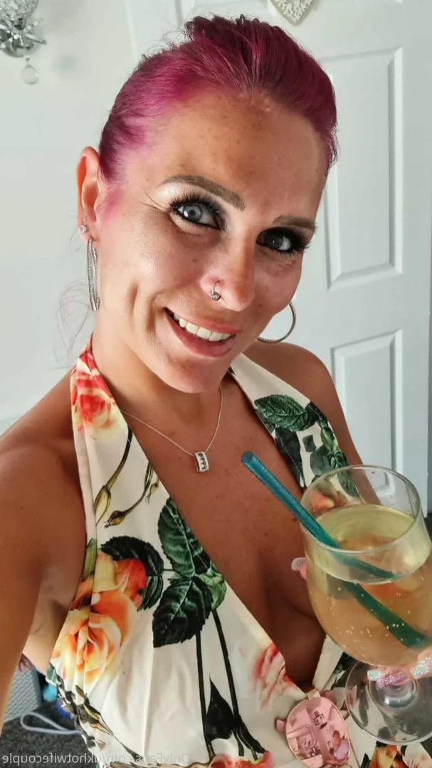 ♠️Cuckold + Hotwife♠️ [ ukhotwifecouple ] Onlyfans leaked photo 11042125 on Hotleaks.tv