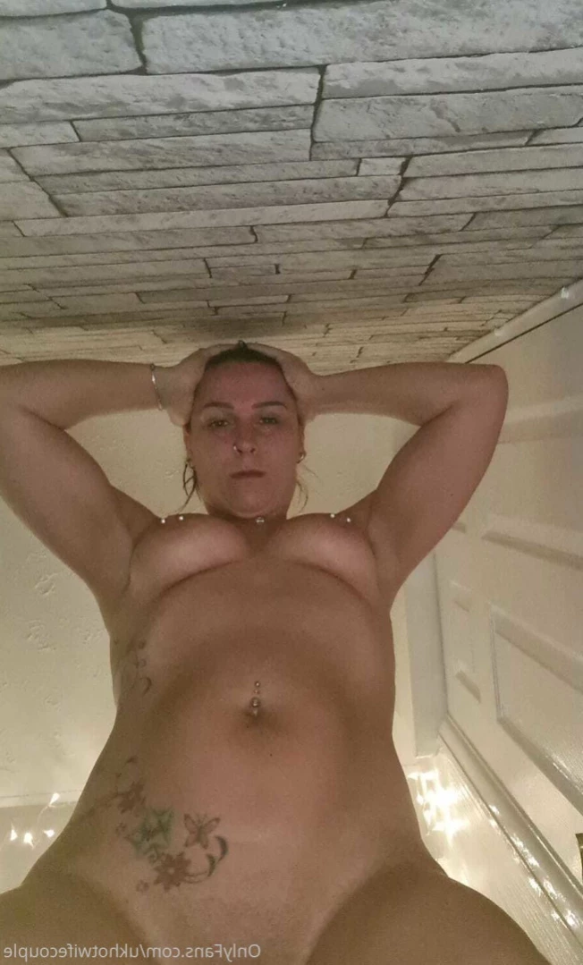 ♠️Cuckold + Hotwife♠️ [ ukhotwifecouple ] Onlyfans leaked photo 12263401 on Hotleaks.tv