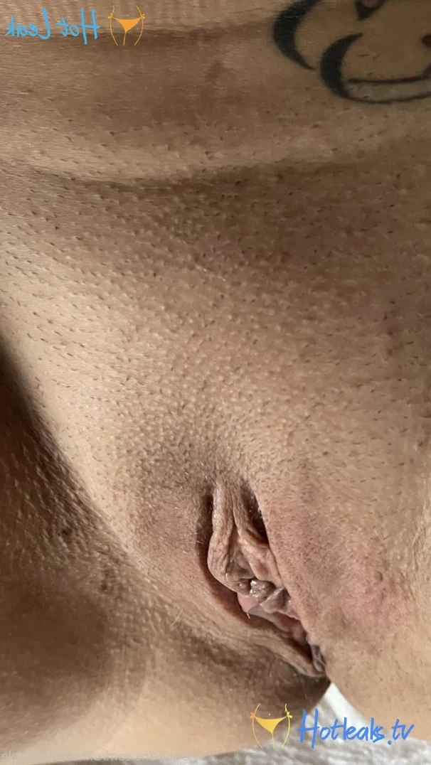 ♠️Cuckold + Hotwife♠️ [ ukhotwifecouple ] Onlyfans leaked photo 12874881 on Hotleaks.tv