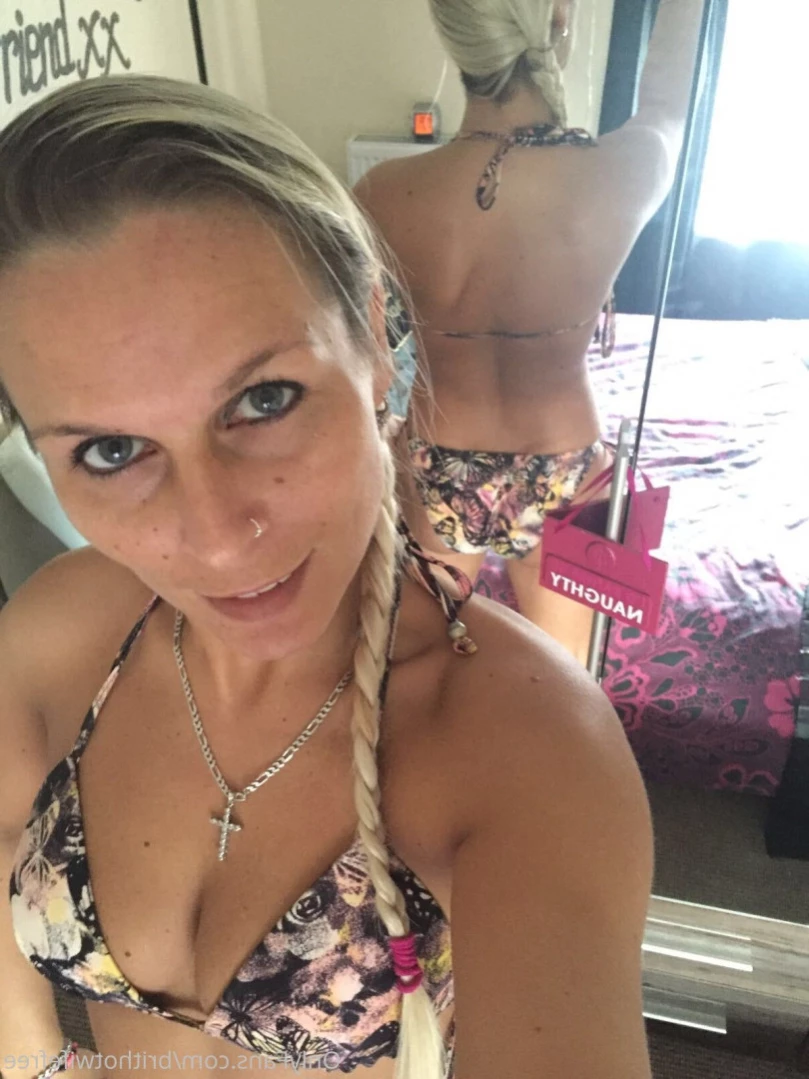 ♠️Cuckold + Hotwife♠️ [ ukhotwifecouple ] Onlyfans leaked photo 13514318 on Hotleaks.tv