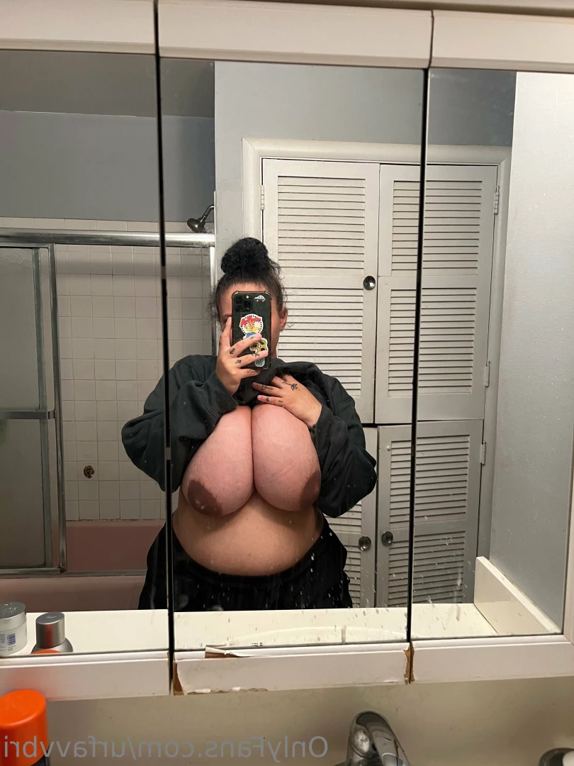 Bri✨💕 [ urfavvbri ] Onlyfans leaked photo 9677947 on Hotleaks.tv