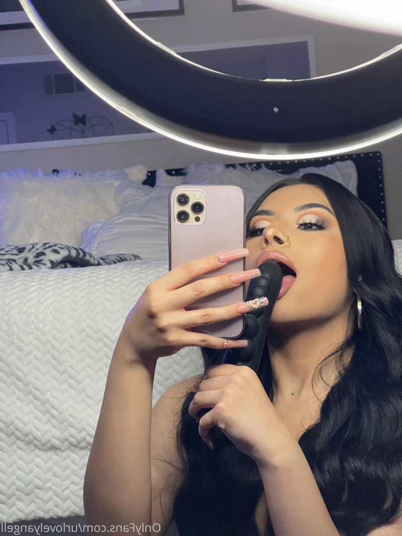 faith [ urlovelyangell ] Onlyfans leaked photo 9990632 on Hotleaks.tv