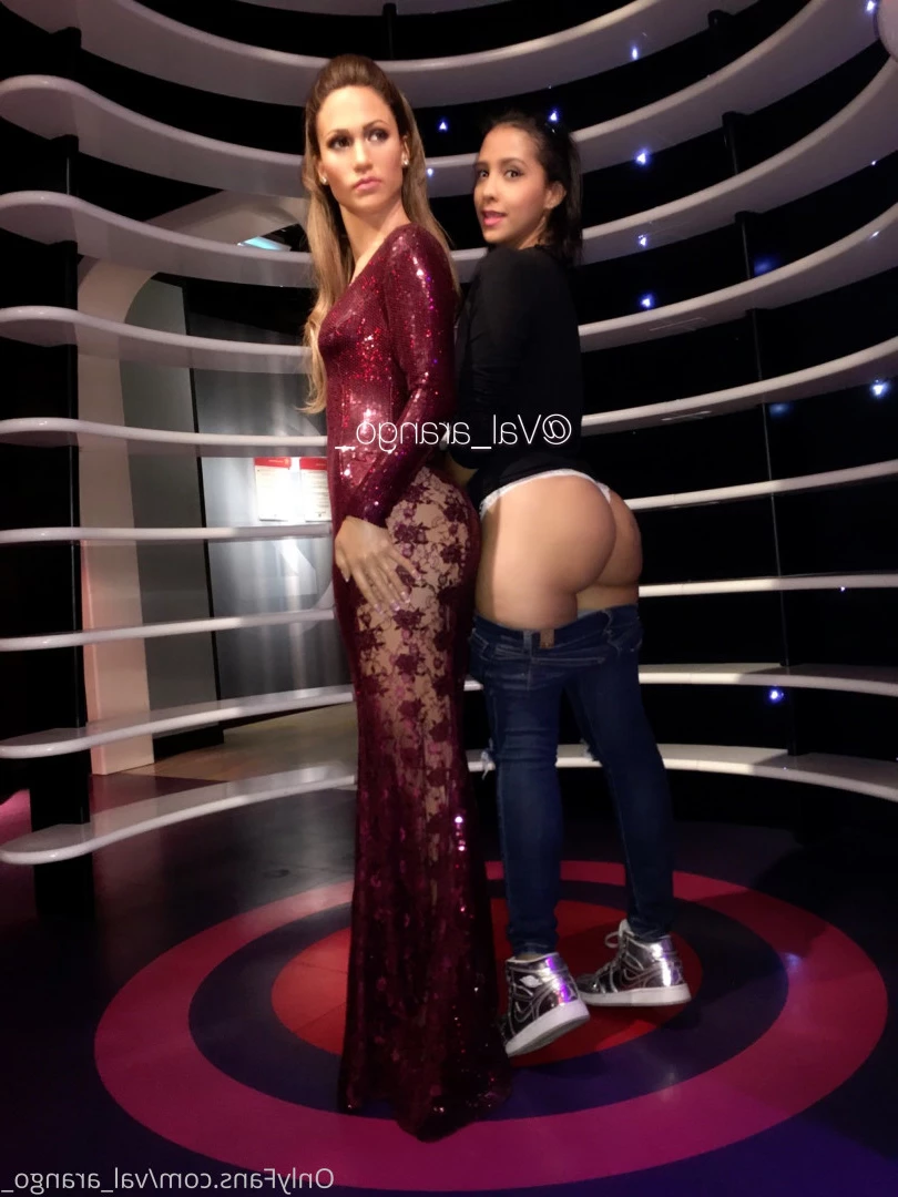 Val Arango [ val_arango_ ] Onlyfans leaked photo 10099822 on Hotleaks.tv