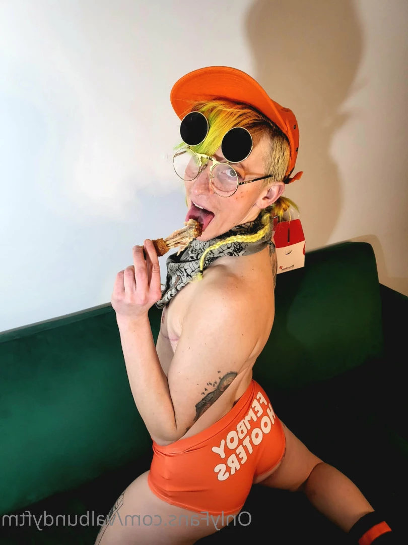 VAL Bundy [ valbundyftm ] Onlyfans leaked photo 8104138 on Hotleaks.tv