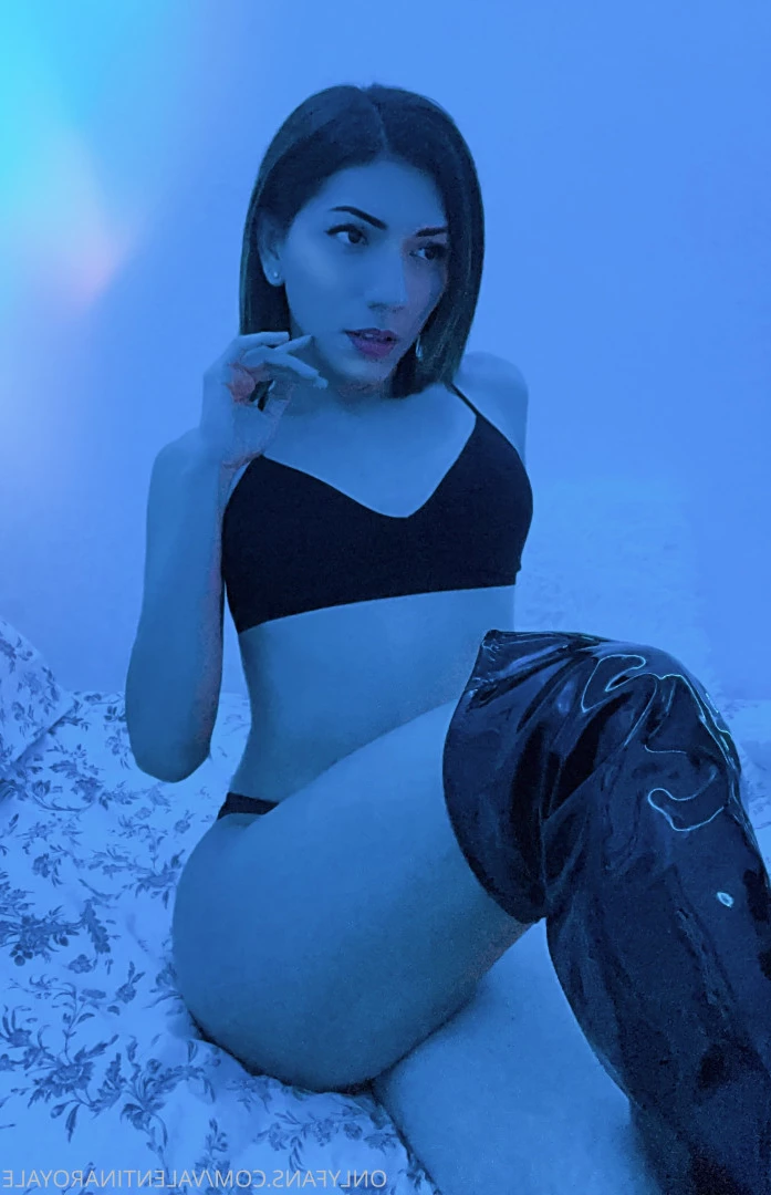 Valentina Royale [ valentinaroyale ] Onlyfans leaked photo 10099474 on Hotleaks.tv